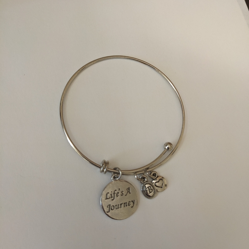 2 For $10⚡/Silver Expandable 3 charm Bracelet